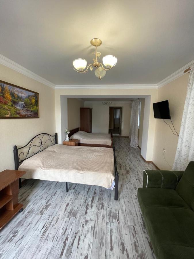 Гостевой Дом На Гечба Hotel Gagra Exterior photo
